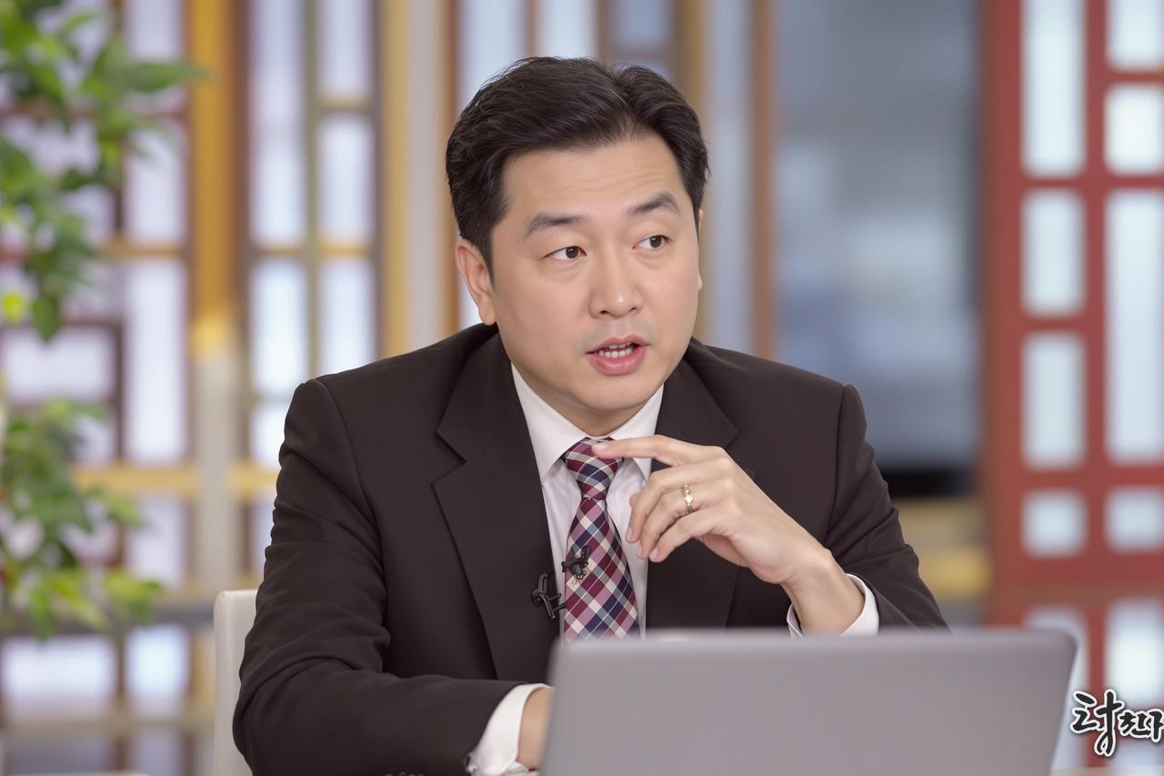 暗网爆料 - 某知名主持人被曝收受巨额礼品，内部人士提供详细账单